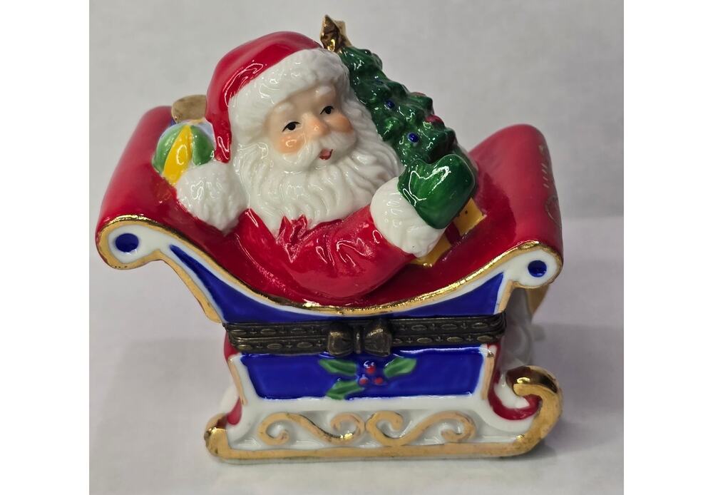 Vintage 1998 Porcelain Santa Sleigh Hinged Trinket Box Christmas Keepsake